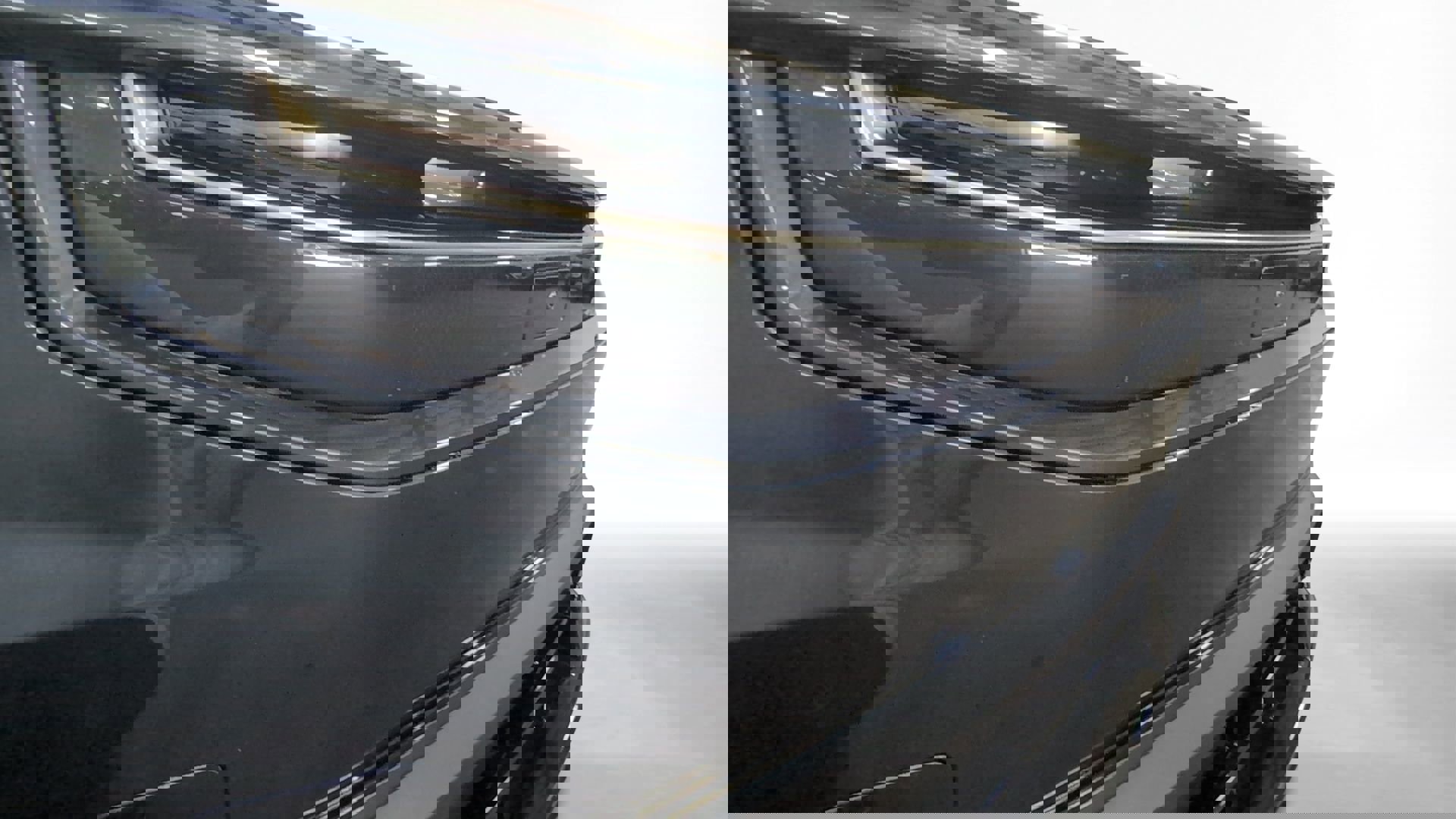 Used 2025 Polestar Polestar 3 image 27