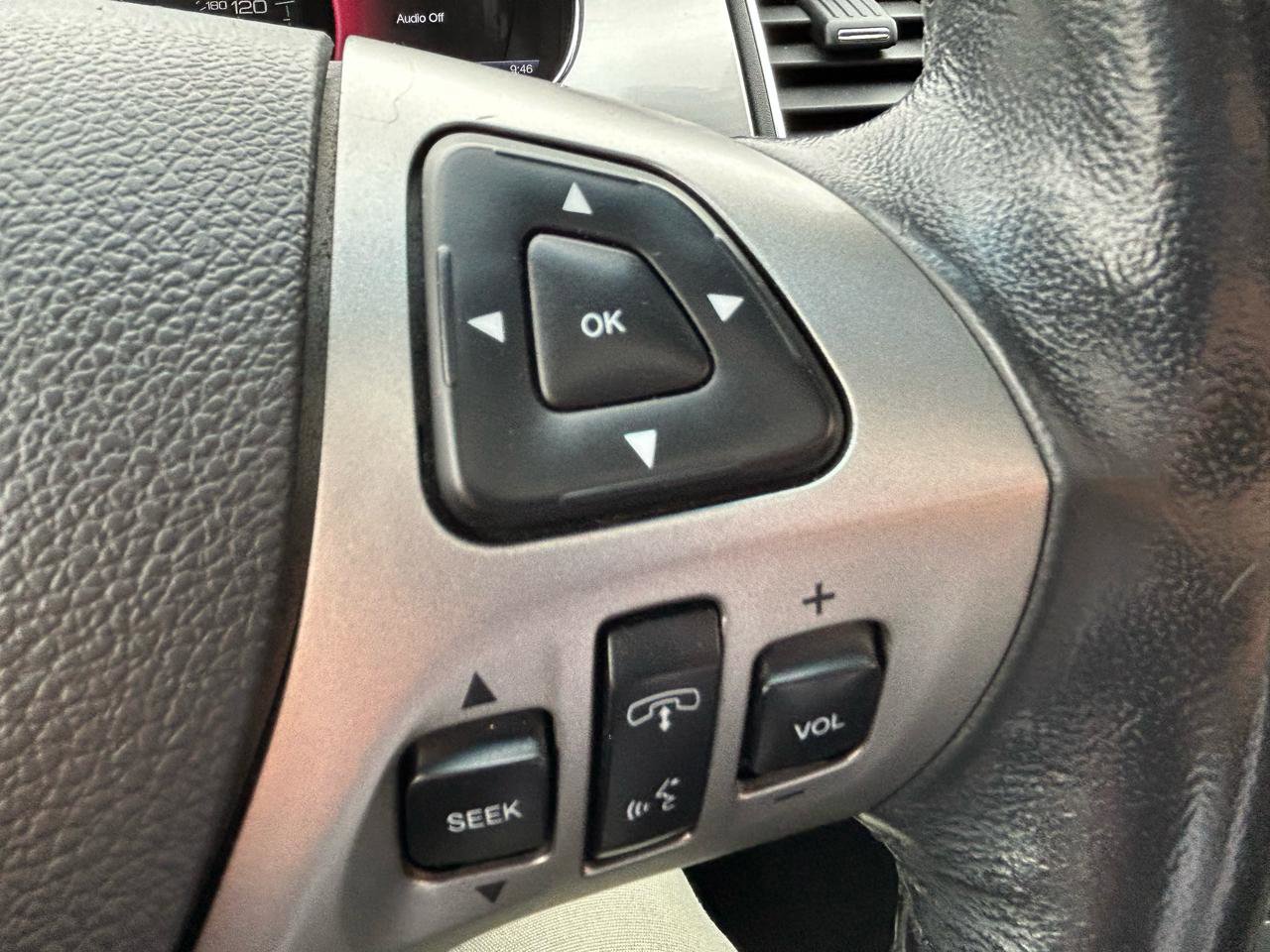 Used 2014 Ford Taurus SEL w/ Equipment Group 201A FWD image 20