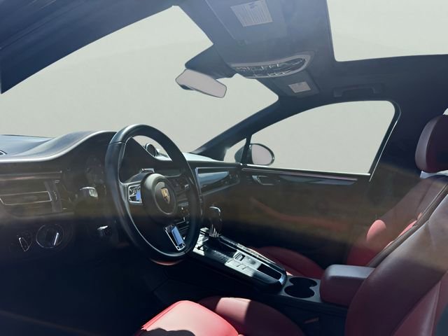 Used 2019 Porsche Macan S w/ Premium Package Plus image 15
