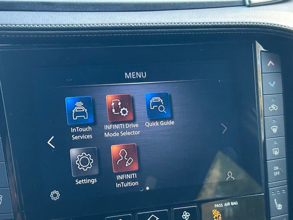 Used 2023 INFINITI QX50 Sport image 17