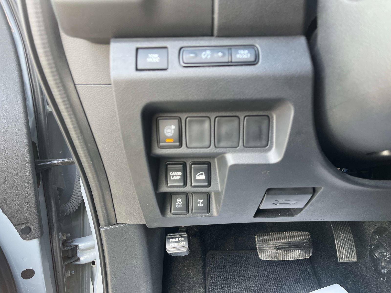 Certified 2023 Nissan Frontier PRO-4X w/ Technology Package image 30