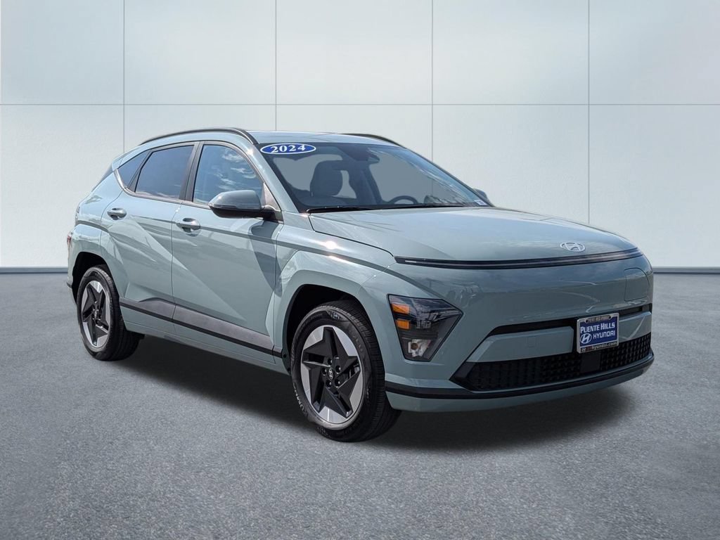 Certified 2024 Hyundai Kona SEL FWD image 7