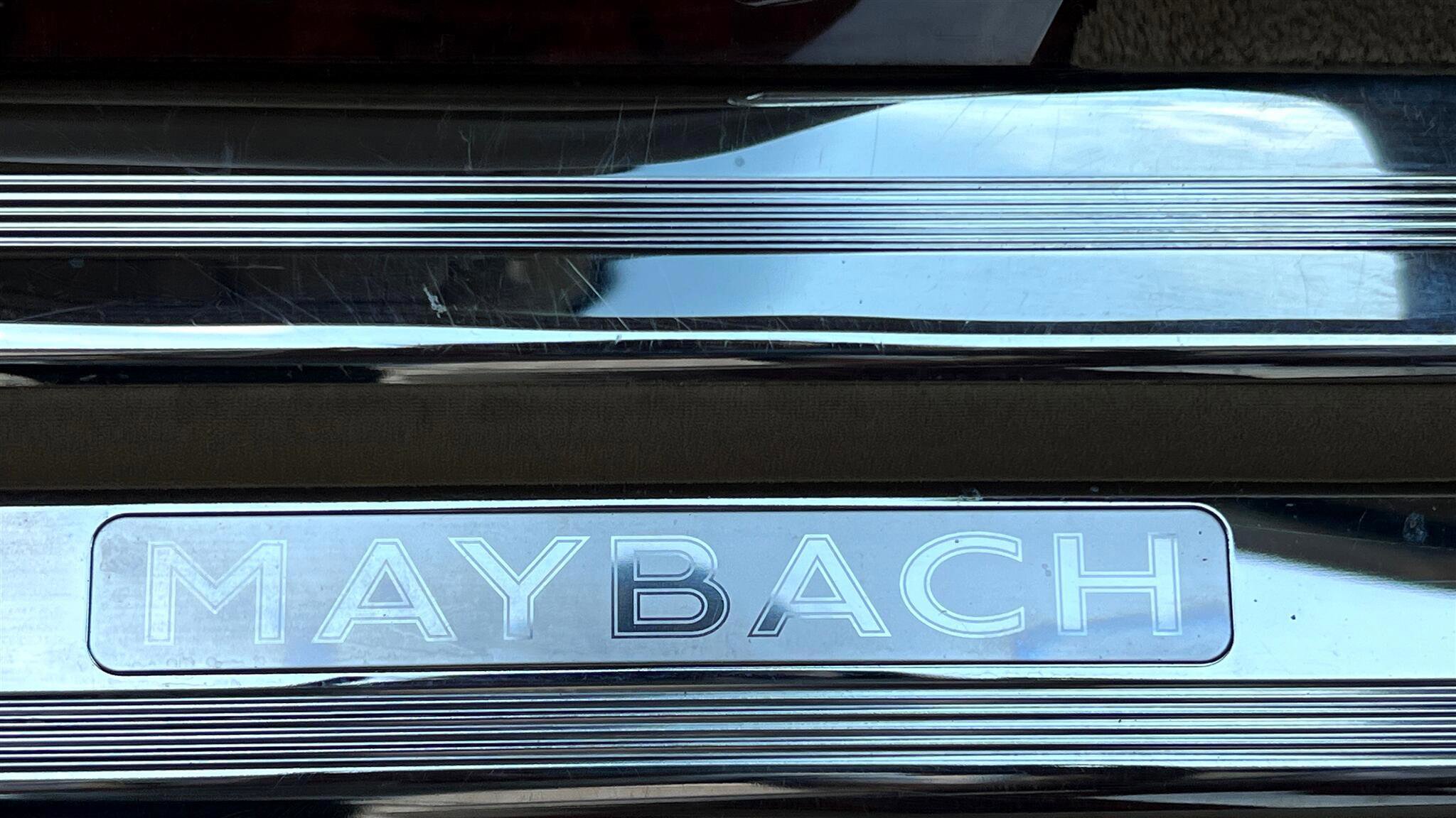Used 2004 Maybach 57 image 46