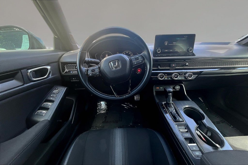 Used 2025 Honda Civic Sport image 8