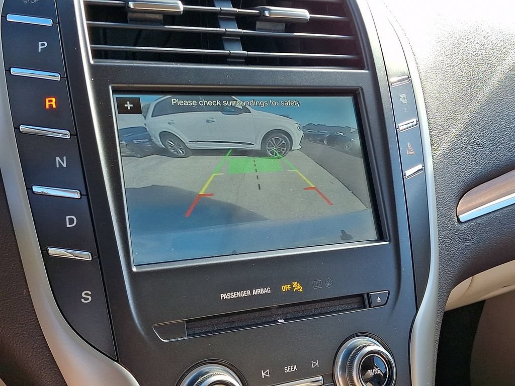 Used 2019 Lincoln MKC Select w/ Select Plus Package AWD/4WD image 19