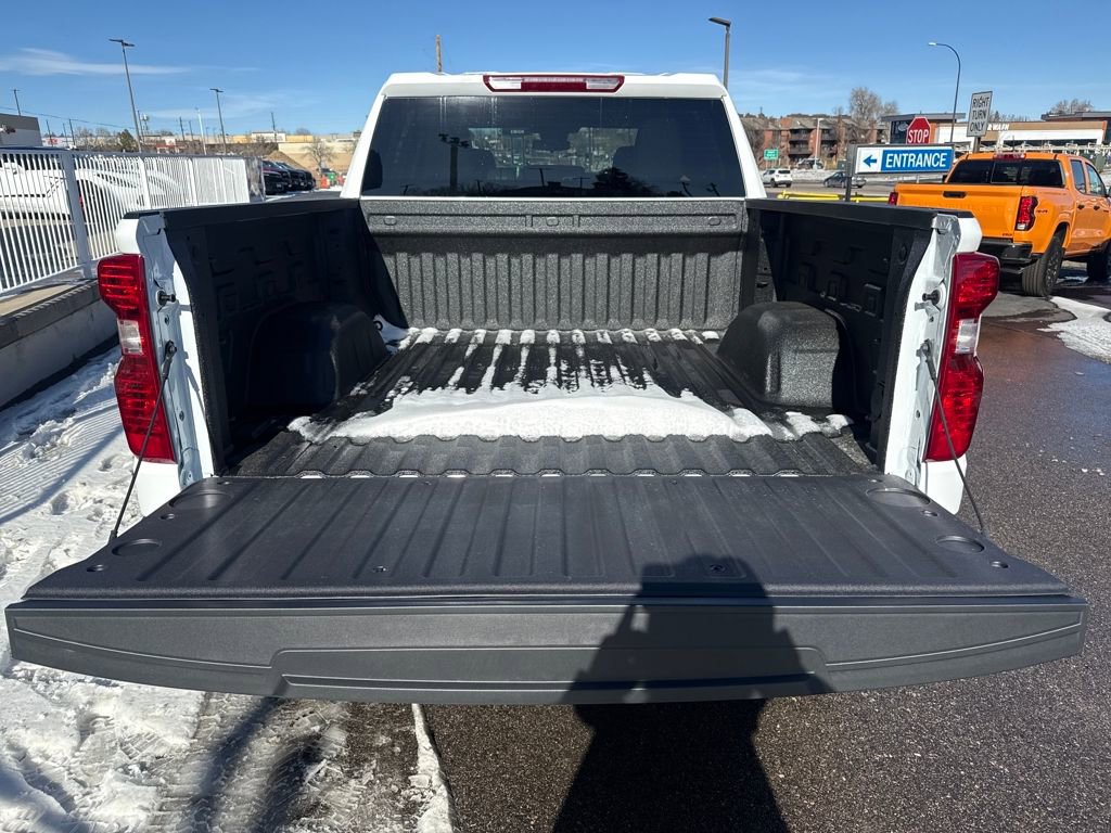 Used 2026 Chevrolet Silverado 1500 Custom w/ Turbomax Blackout Package image 22