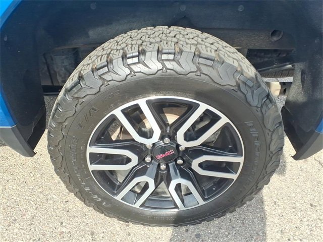 Used 2022 GMC Sierra 1500 AT4 w/ AT4 Preferred Package image 13