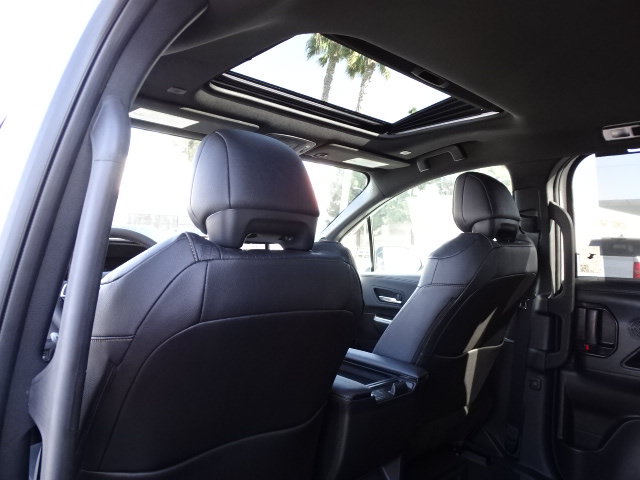 New 2026 Toyota Sienna XLE Woodland Edition AWD/4WD image 14