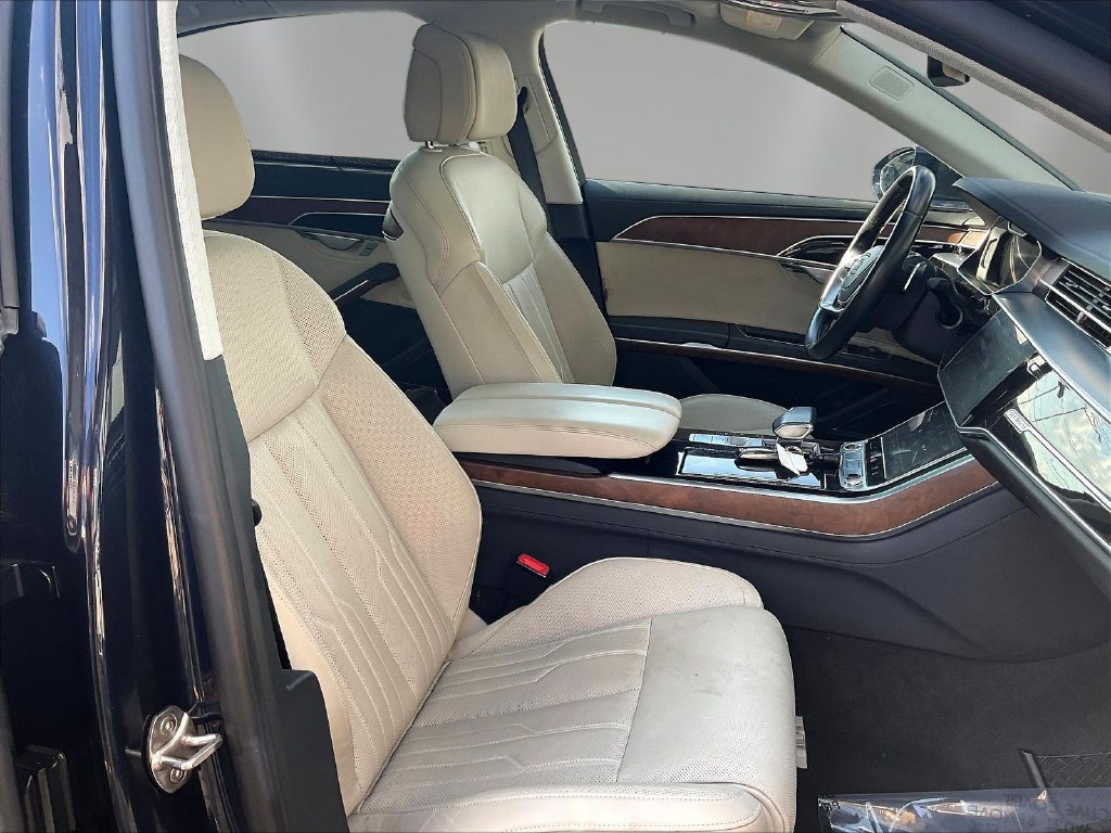 Used 2023 Audi A8 L 3.0T w/ Comfort Plus Package AWD/4WD image 28