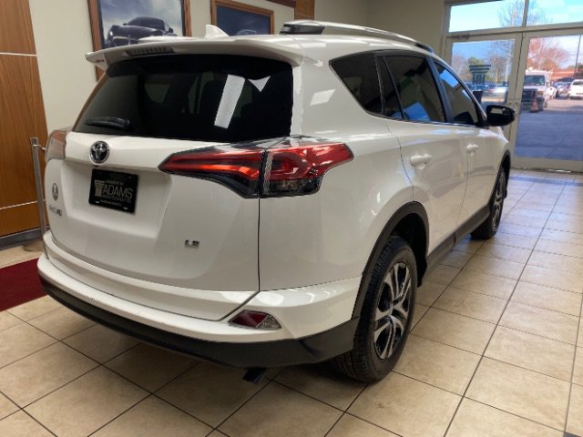 Used 2017 Toyota RAV4 LE image 7