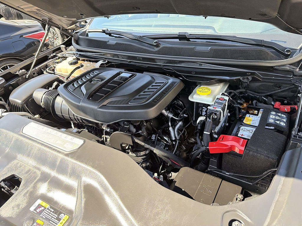 Used 2023 Jeep Wagoneer 4WD image 29