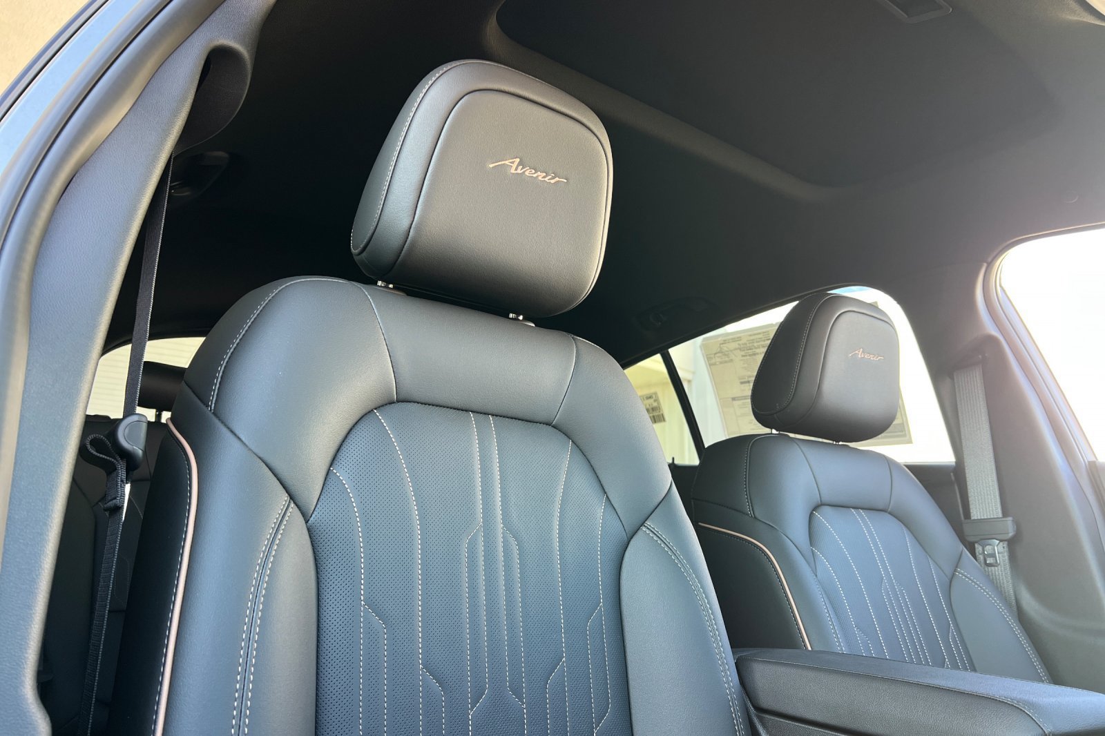 New 2026 Buick Envista Avenir FWD image 18