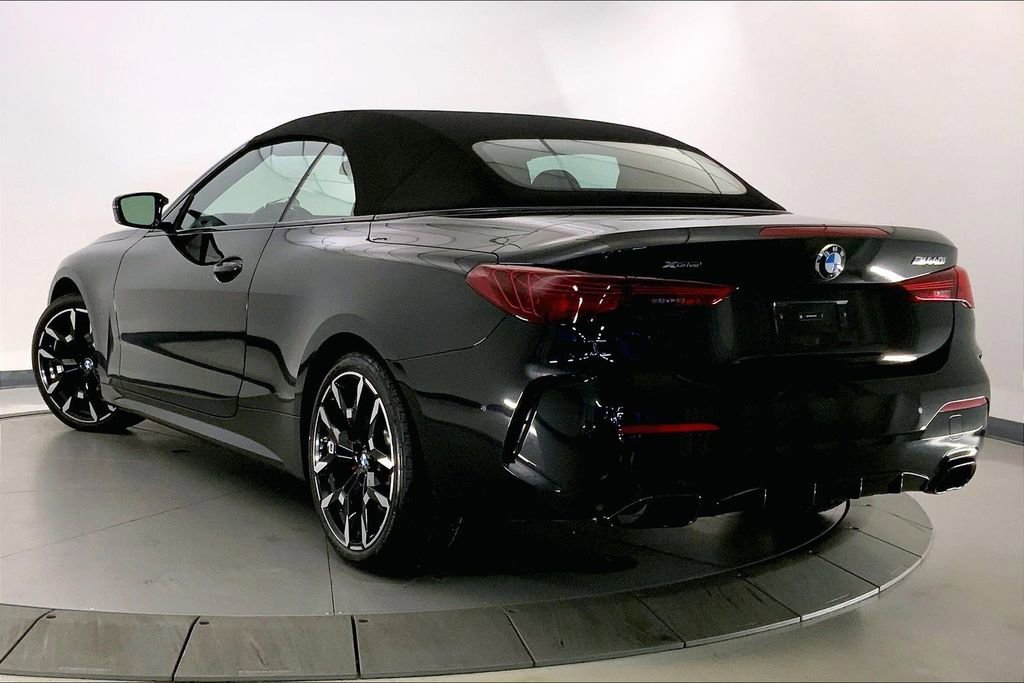 Certified 2025 BMW 440i xDrive Convertible w/ Premium Package image 10