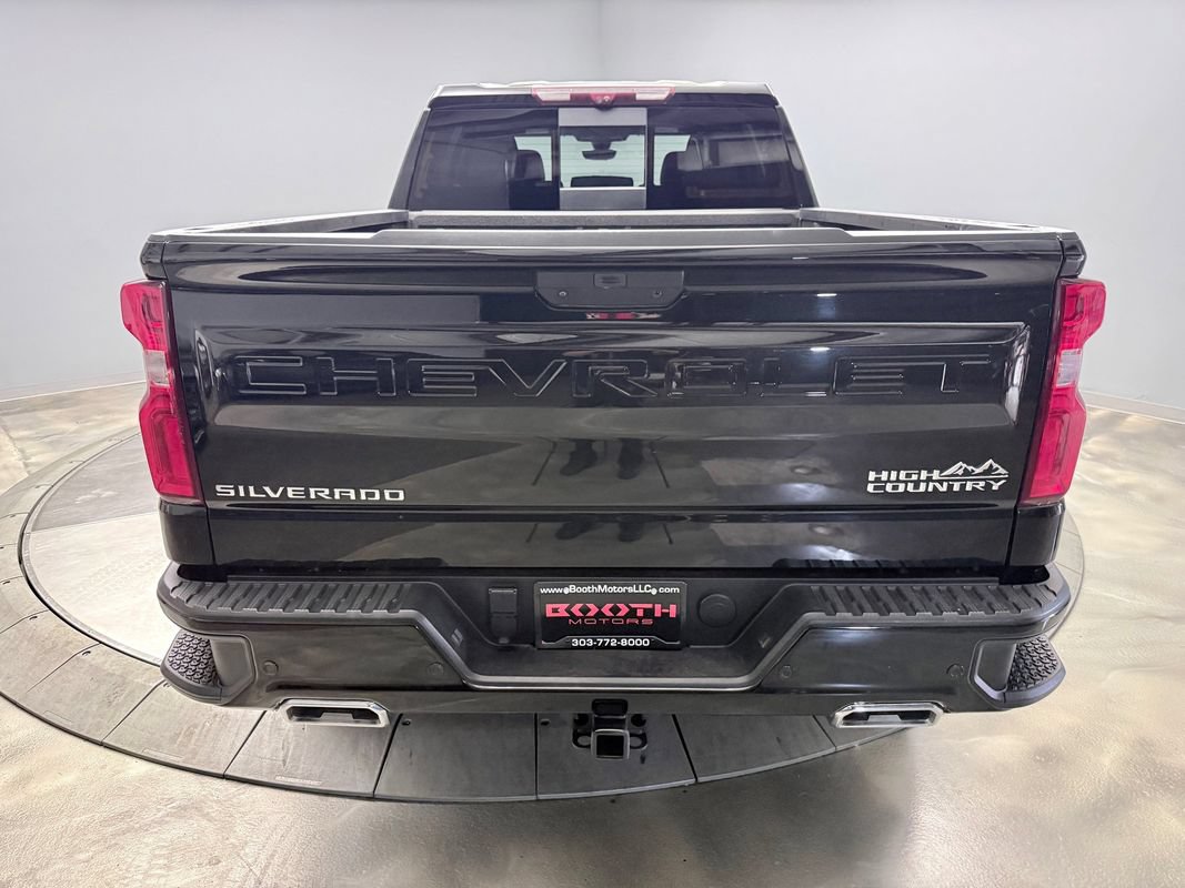 Used 2021 Chevrolet Silverado 1500 High Country w/ Technology Package AWD/4WD image 6