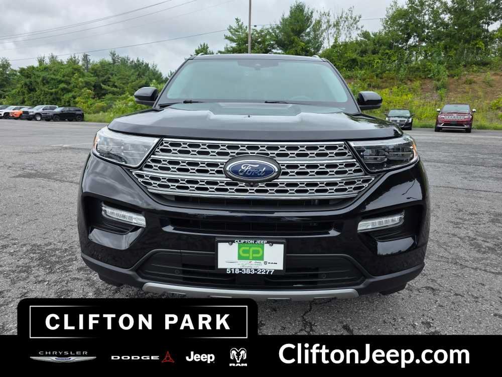 Used 2021 Ford Explorer Limited w/ Equipment Group 301A AWD/4WD image 2