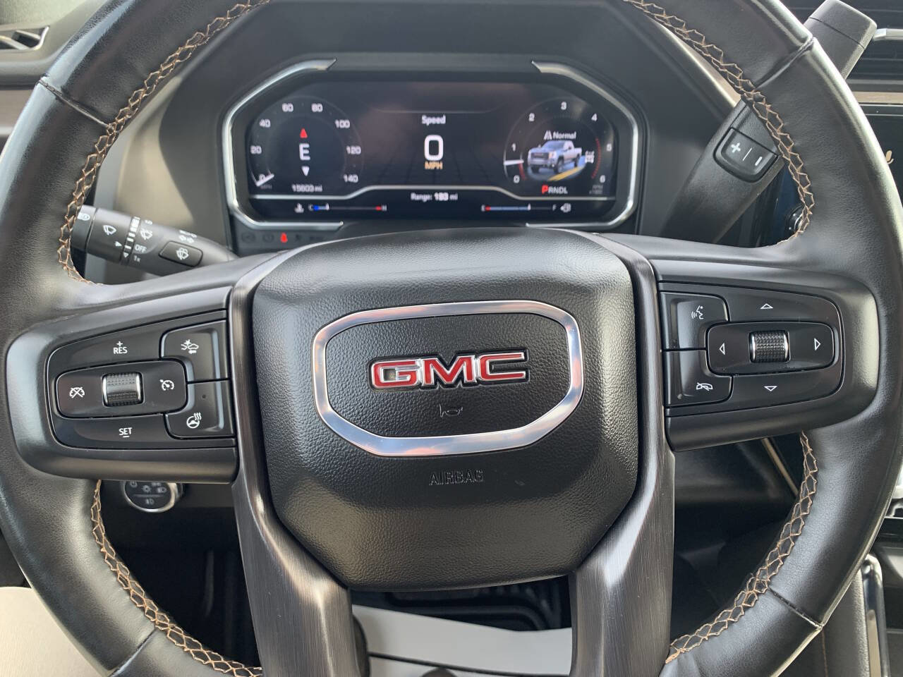 Used 2025 GMC Sierra 3500 AT4 w/ AT4 Premium Plus Package image 19