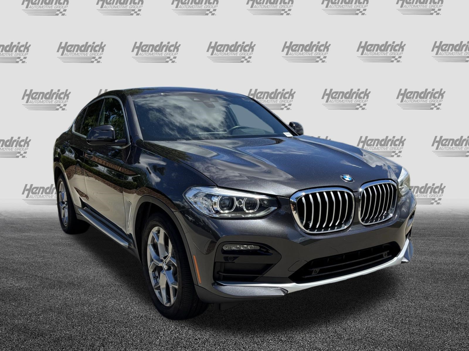 Used 2021 BMW X4 xDrive30i w/ Premium Package AWD/4WD image 2