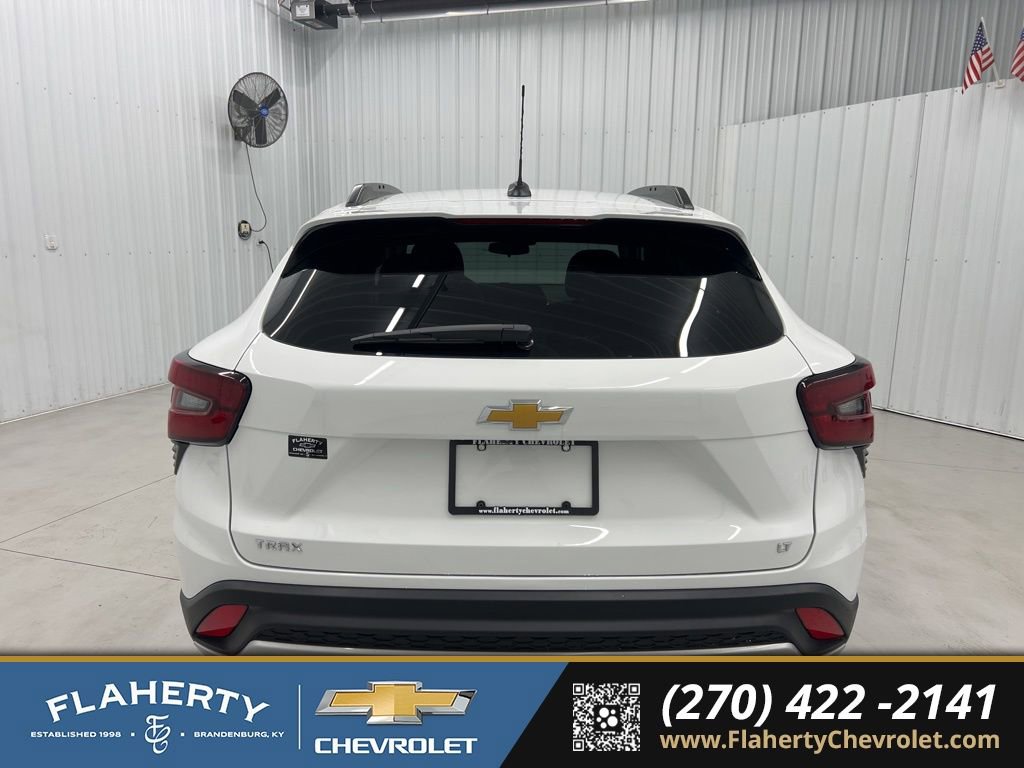 New 2026 Chevrolet Trax LT image 4