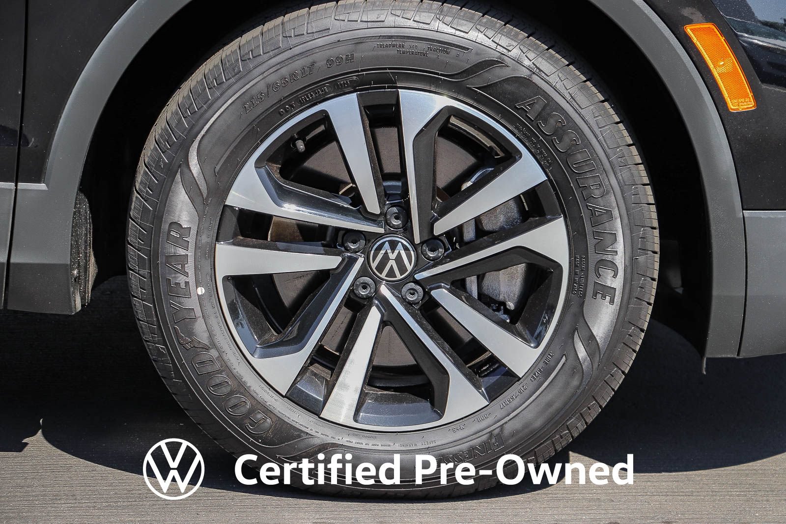 Used 2023 Volkswagen Tiguan S FWD image 12