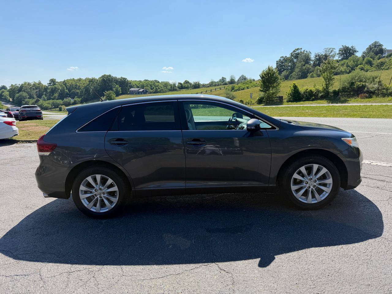 Used 2013 Toyota Venza LE AWD/4WD image 8