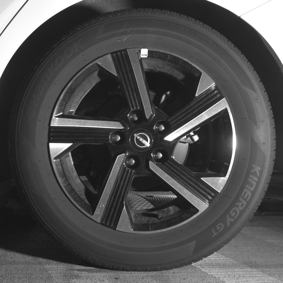 Used 2025 Nissan Sentra SV image 14