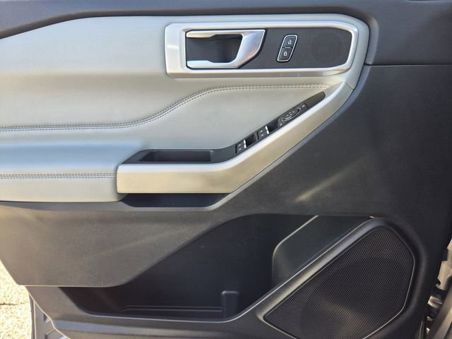 Certified 2022 Ford Explorer XLT w/ Equipment Group 202A image 23