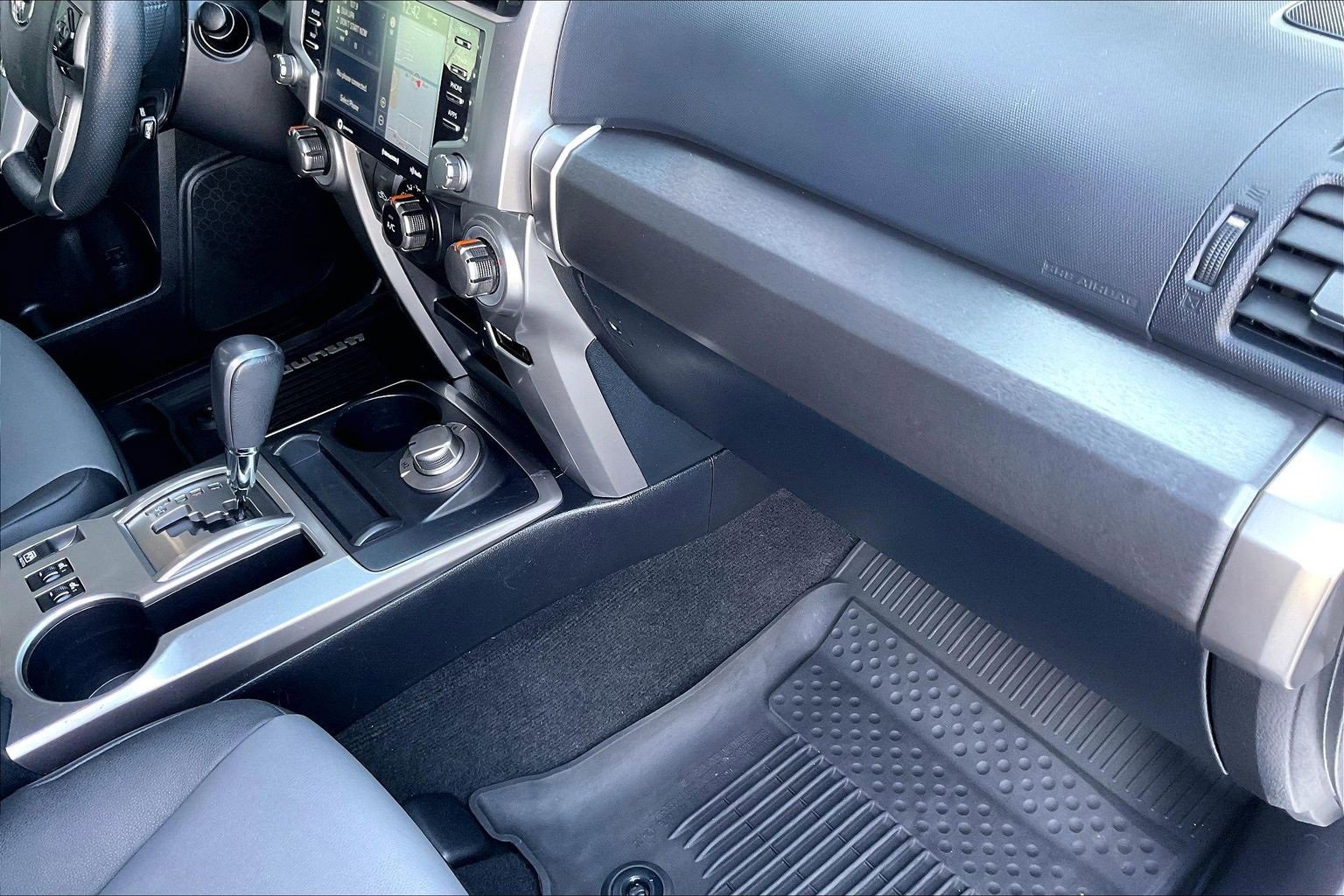 Used 2020 Toyota 4Runner SR5 Premium image 19