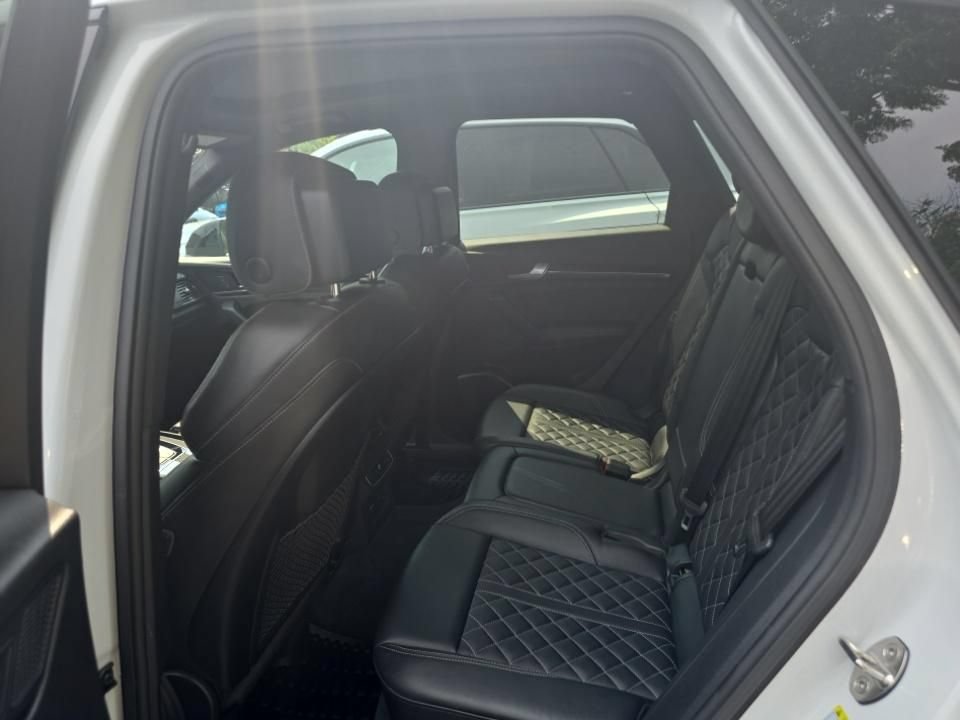 Used 2024 Audi SQ5 Premium Plus AWD/4WD image 7