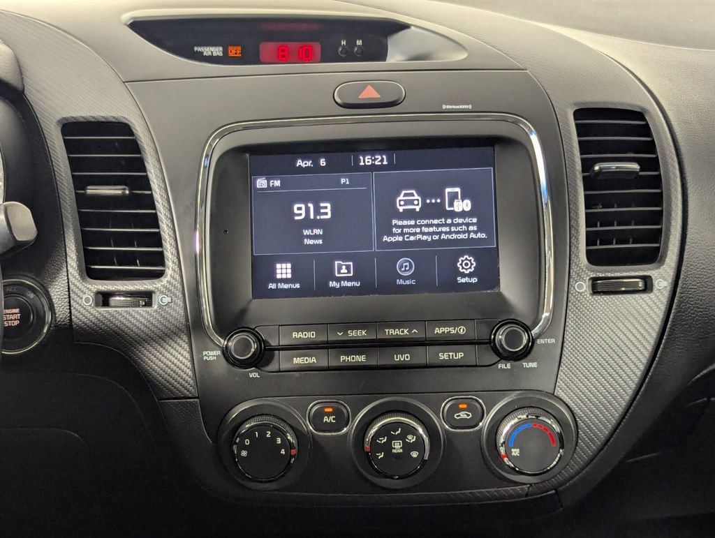 Used 2017 Kia Forte S w/ S Technology Package image 17