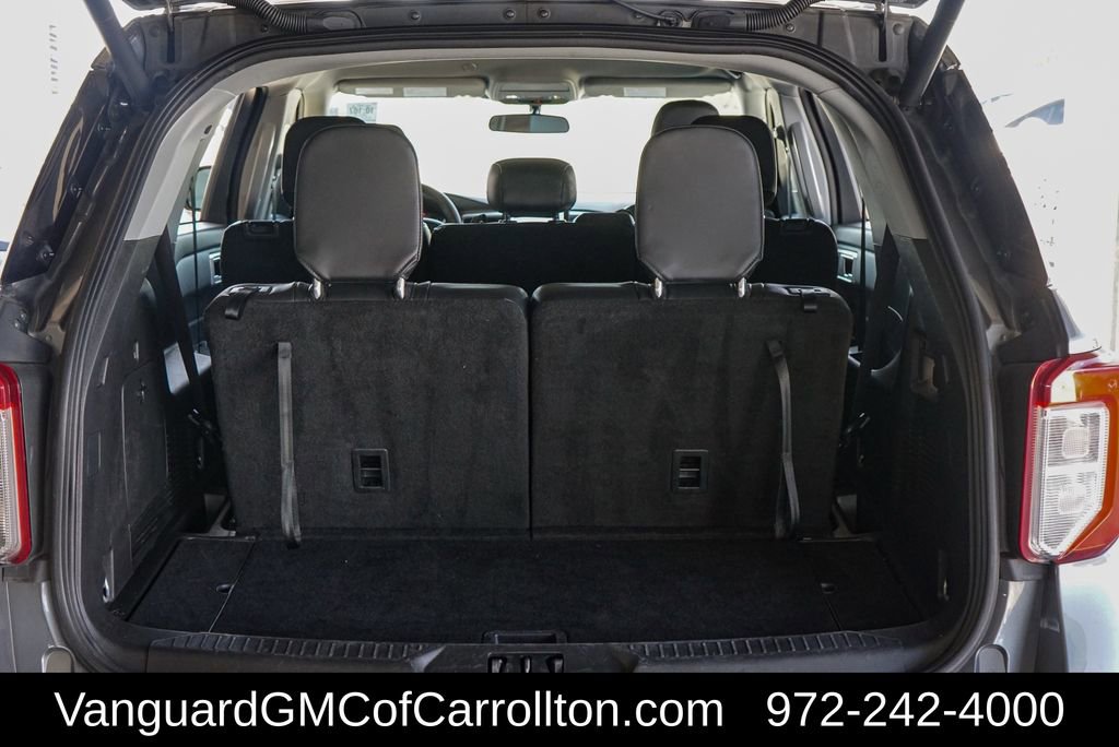 Used 2024 Ford Explorer XLT w/ Equipment Group 202A image 33