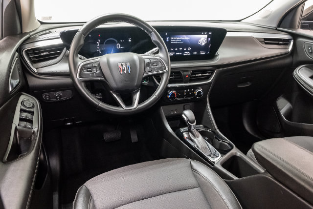 Used 2025 Buick Encore GX Preferred FWD image 7