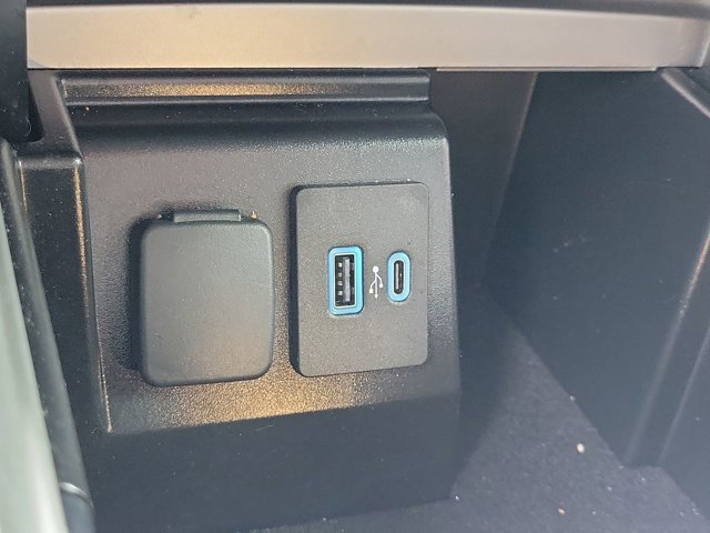 Used 2023 Ford Explorer ST w/ Equipment Group 401A image 29