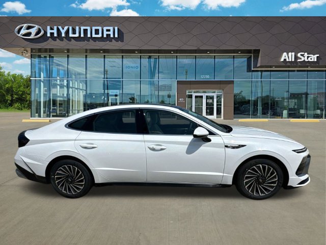 New 2026 Hyundai Sonata SEL FWD image 11