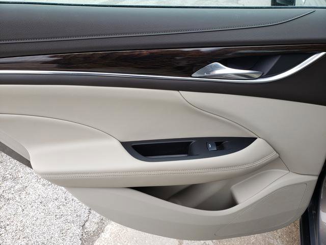 Used 2017 Buick LaCrosse Preferred image 13