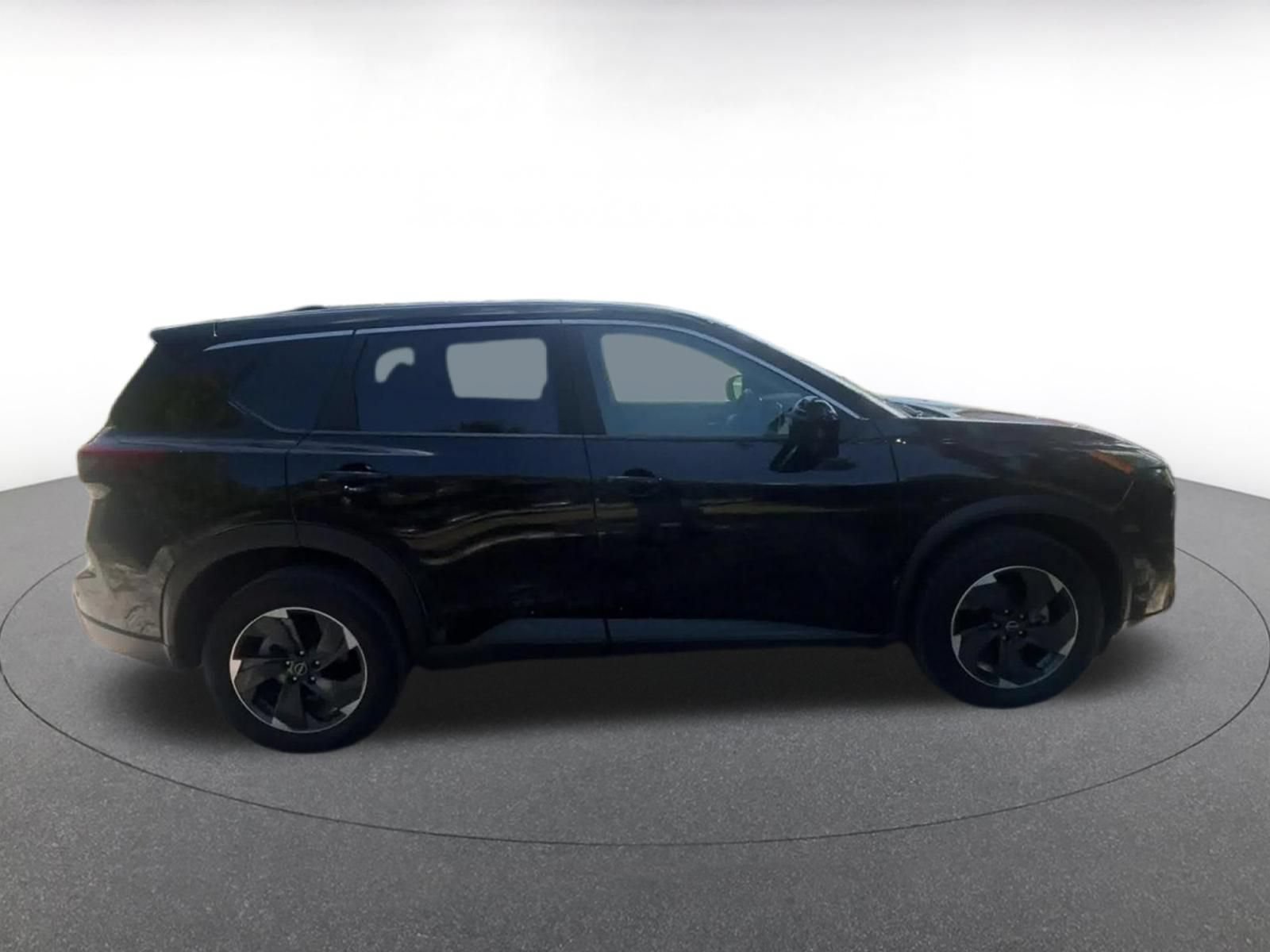 Used 2025 Nissan Rogue SV AWD/4WD image 15
