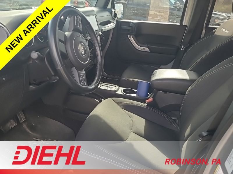 Used 2016 Jeep Wrangler Unlimited Rubicon w/ Connectivity Group image 7