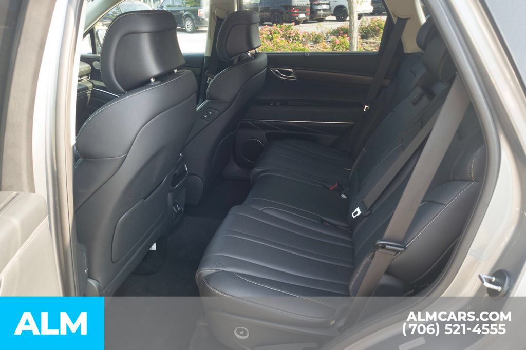 Used 2024 Genesis GV80 2.5T AWD/4WD image 18
