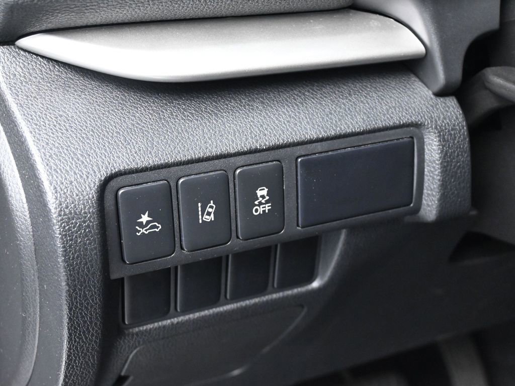 Used 2023 Mitsubishi Eclipse Cross ES image 14