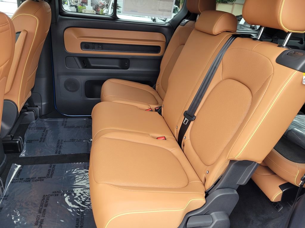 New 2025 Volkswagen ID. Buzz Pro S RWD image 5