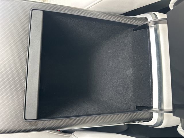 Used 2022 Tesla Model S Plaid AWD/4WD image 32