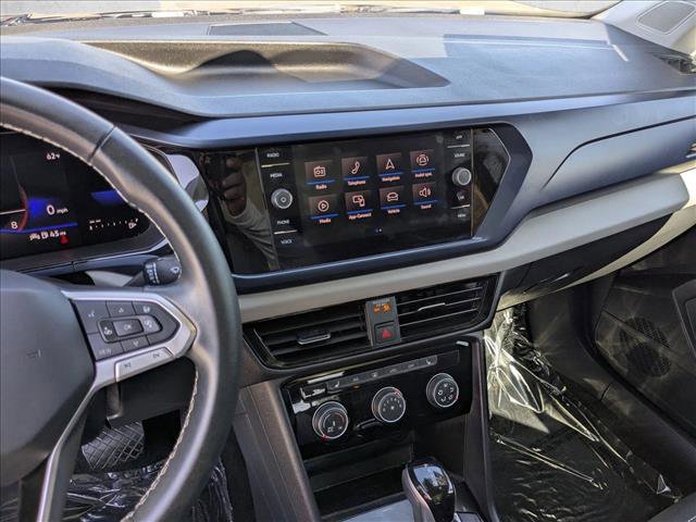 Used 2023 Volkswagen Taos SE w/ Panoramic Sunroof Package image 14