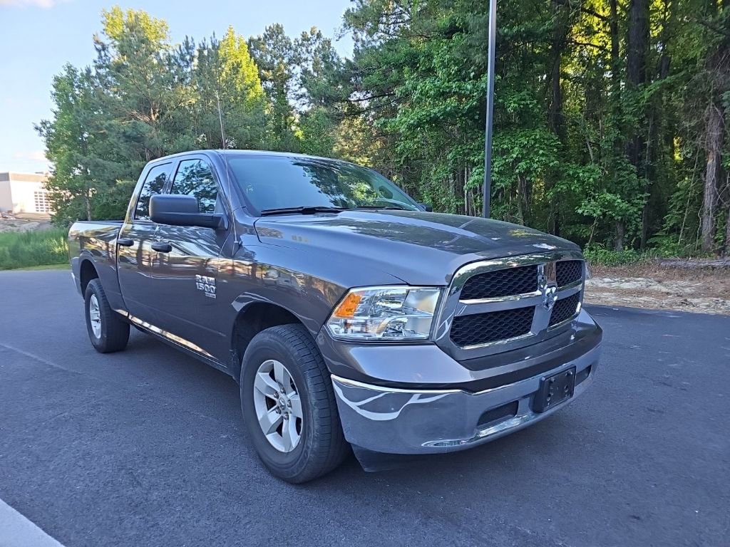 Used 2024 RAM 1500 Classic SLT AWD/4WD image 3