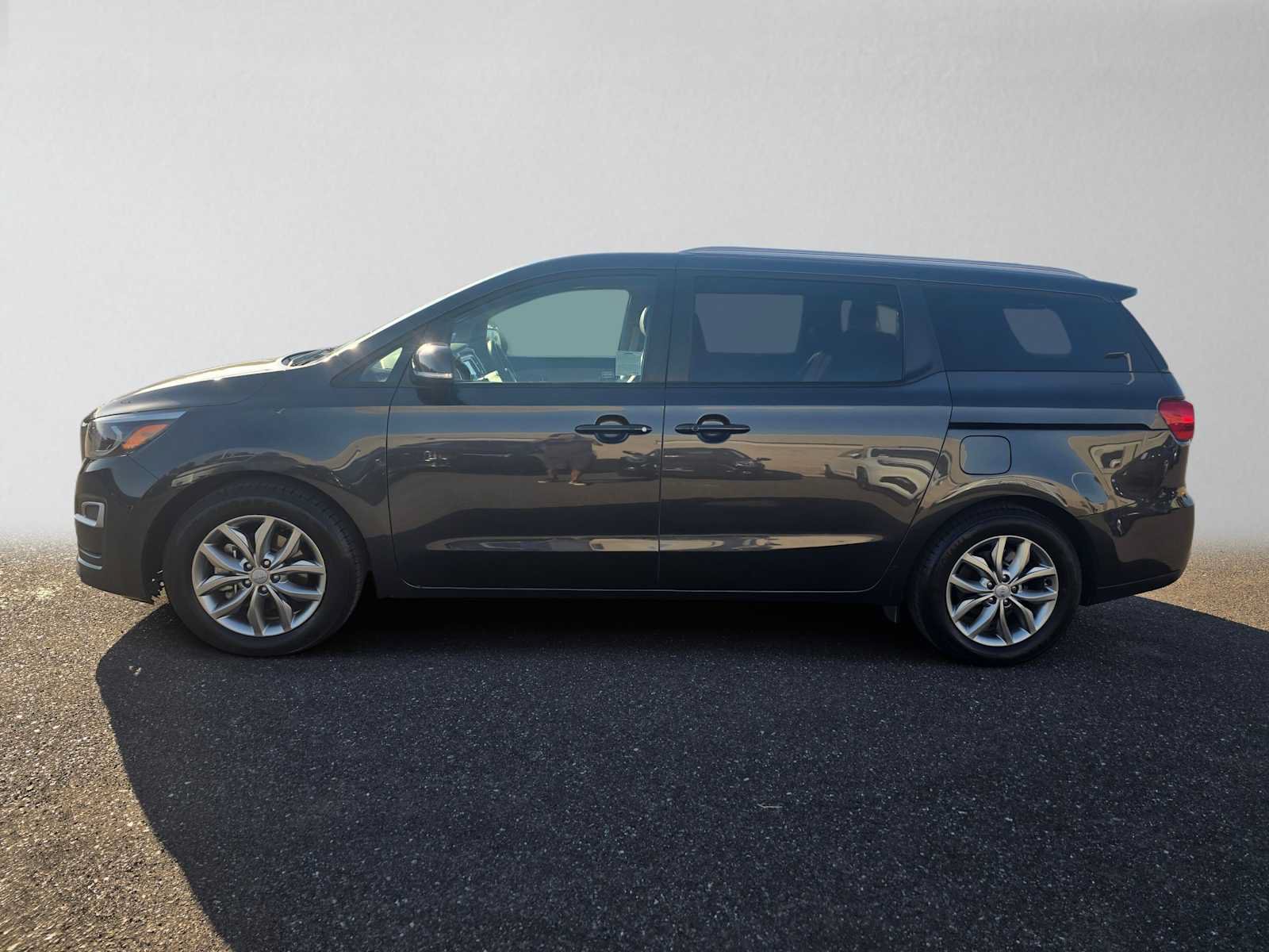 Used 2020 Kia Sedona EX FWD image 6