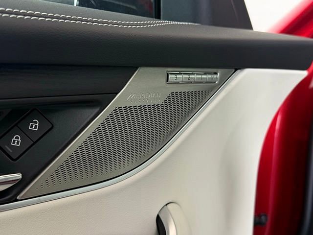 New 2026 Jaguar F-PACE R-Dynamic S image 28