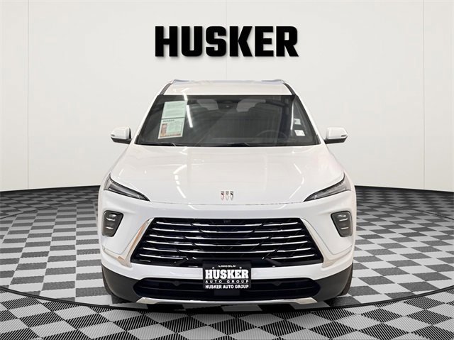 Certified 2025 Buick Enclave Preferred image 3