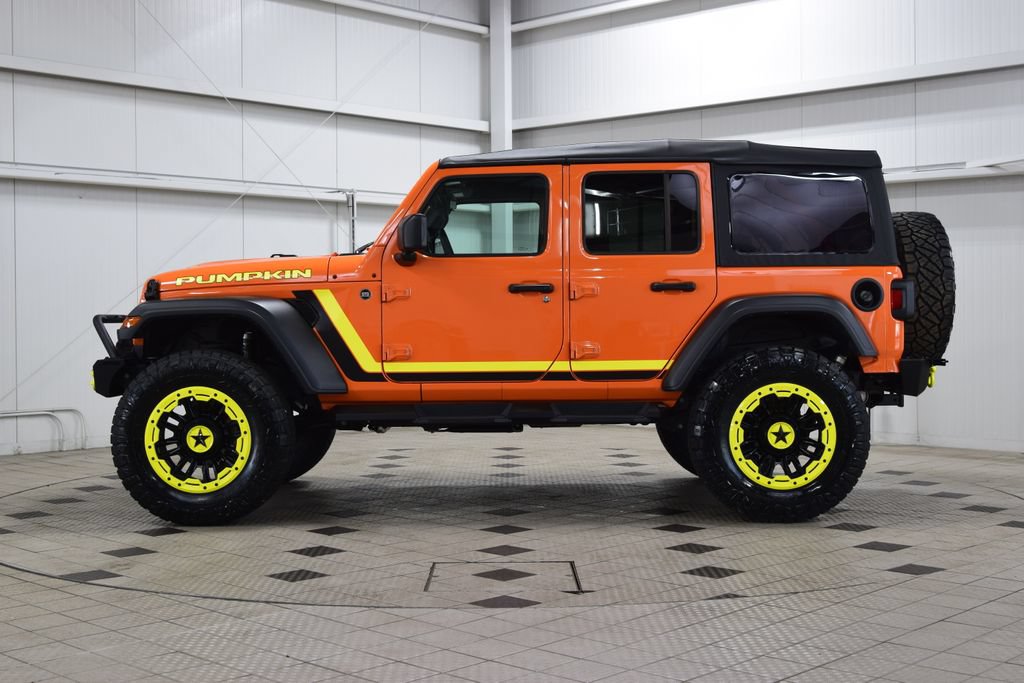 Used 2025 Jeep Wrangler Unlimited Sport AWD/4WD image 4