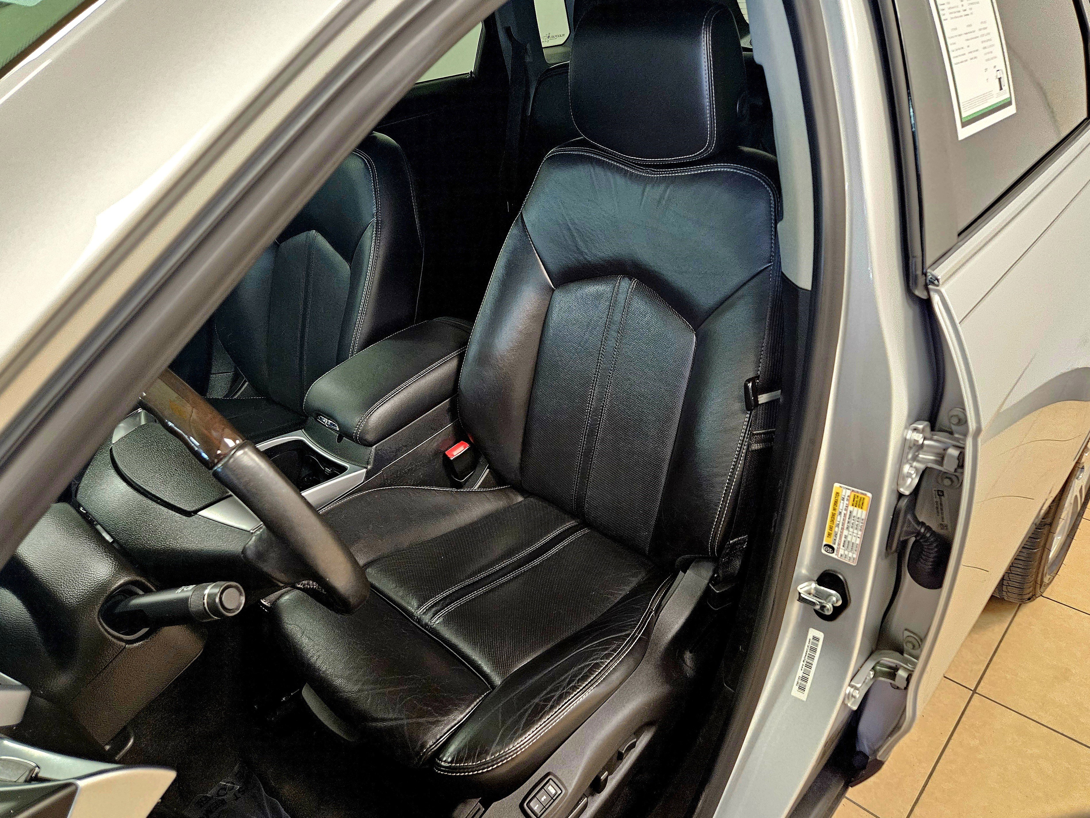 Used 2012 Cadillac SRX Performance w/ LPO, Protection Package FWD image 36