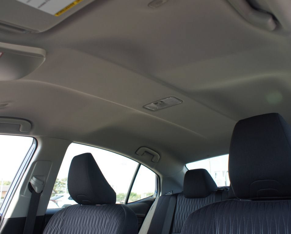 Used 2025 Toyota Camry LE FWD image 6