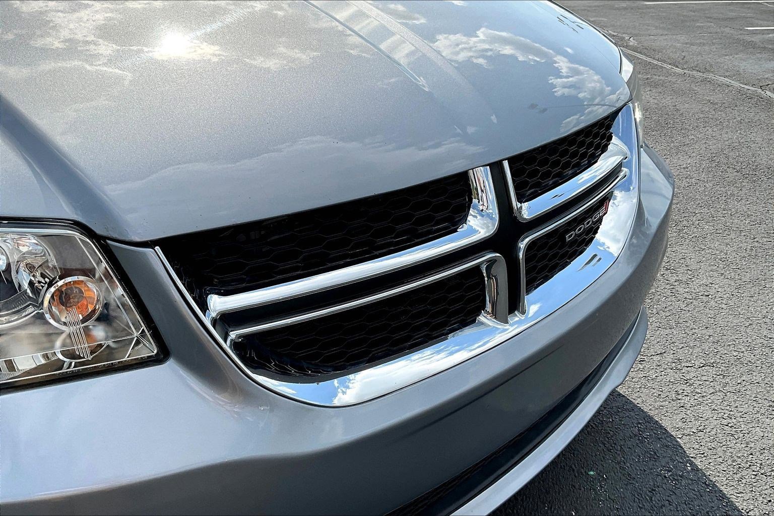 Used 2020 Dodge Grand Caravan SXT FWD image 33
