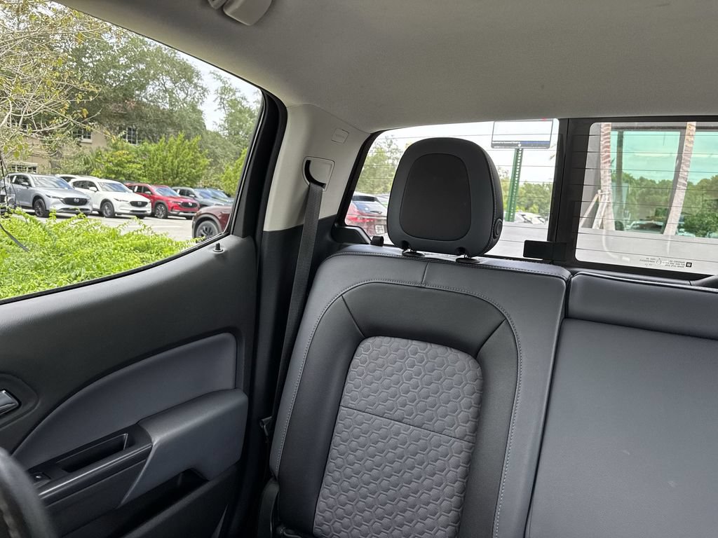 Used 2016 Chevrolet Colorado Z71 AWD/4WD image 17